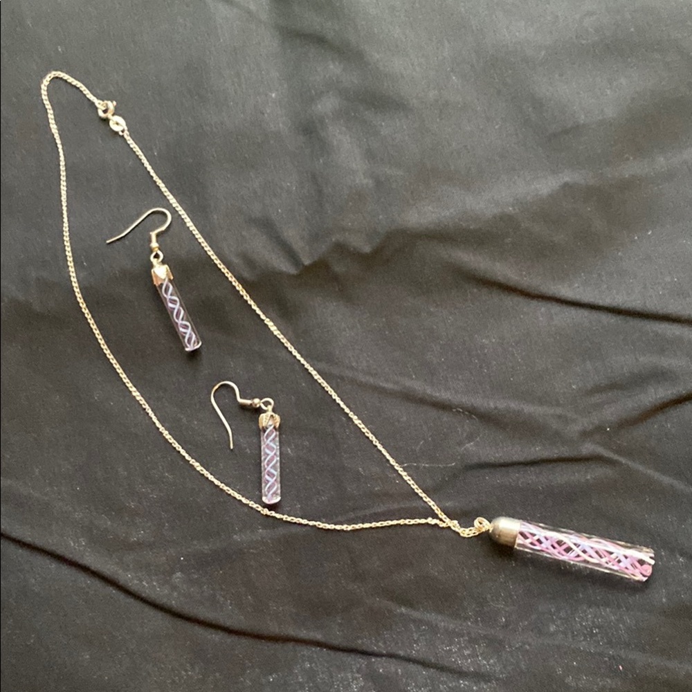 Elegant Pink and Purple Swirl in Glass with Silver Jewelry Set